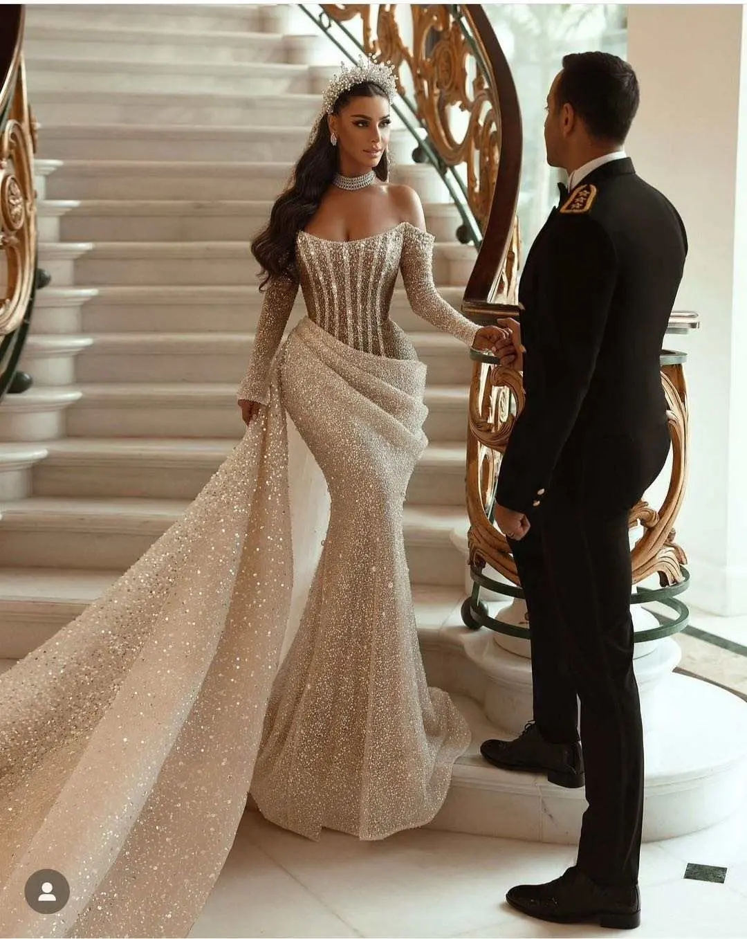 2023 Novo Luxo Prata Vestido De Noite Fada Lantejoula Strapless Vestido Noble Elegante Emagrecimento Banquete Vestido Fishtail