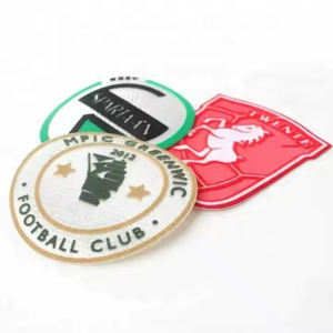 Étiquettes <span class=keywords><strong>de</strong></span> vêtements en <span class=keywords><strong>flocage</strong></span> doux à repasser, vente en gros, conception personnalisée, <span class=keywords><strong>logo</strong></span> <span class=keywords><strong>de</strong></span> club <span class=keywords><strong>de</strong></span> football, <span class=keywords><strong>flocage</strong></span>, transfert thermique en vinyle, patchs pour chapeaux - Product Image 2