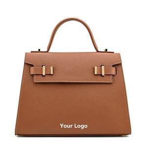 Venta al por mayor clásico elegante bolsos de lujo para las mujeres Lychee multicolor solapa ASA superior logotipo personalizado patrón tamaño señoras bolsos de mano - Product Image 1