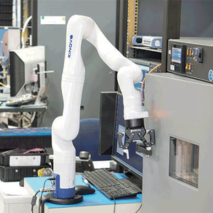 Robot collaboratif polyvalent et modulaire Kinova Gen3 7 DoF, sûr et convivial, capable de préhension dynamique, d'assemblage et de manipulation mobile - Product Image 6