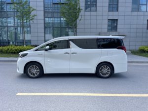 La voiture professionnelle <span class=keywords><strong>2021</strong></span> <span class=keywords><strong>Toyota</strong></span> <span class=keywords><strong>Alphard</strong></span> hybride 2.5L Premium Edition est exportée à bas <span class=keywords><strong>prix</strong></span> - Product Image 4