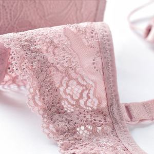 Disponibile Lingerie Femminile Reggiseno in Pizzo Modello Bra Penty - Product Image 4