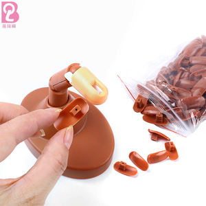 Beiqili forme solide <span class=keywords><strong>Nail</strong></span> <span class=keywords><strong>Art</strong></span> pratique doigt en plastique formation affichage modèle en gros pour la pratique de <span class=keywords><strong>Nail</strong></span> <span class=keywords><strong>Art</strong></span> - Product Image 2