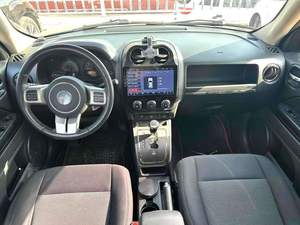 <span class=keywords><strong>Jeep</strong></span> Patriot 2014 Usado <span class=keywords><strong>de</strong></span> <span class=keywords><strong>Segunda</strong></span> <span class=keywords><strong>Mano</strong></span> 2.4L <span class=keywords><strong>4x4</strong></span> Edición Deportiva SUV Compacto Negro 5 Plazas 98k km - Product Image 4