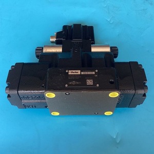 Vanne de commande directionnelle proportionnelle Parker D91FBB32HC2NG00, type aiguille, vanne hydraulique - Product Image 5