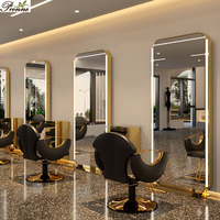 Cermin Salon rambut, toko Salon rambut Modern putih dengan lampu