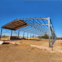 Conception modulaire durable pour bâtiments avicoles et porcins, installation facile, construction de ferme porcine préfabriquée en acier.