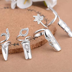 Mode femmes cristal <span class=keywords><strong>ongles</strong></span> couverture anneau luxe Zircon manucure bout des doigts Joint <span class=keywords><strong>faux</strong></span> <span class=keywords><strong>ongles</strong></span> anneaux pour femmes fête bijoux cadeaux - Product Image 5