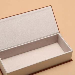 Étui à lunettes élégant en similicuir fait main avec logo personnalisé, design livre, boîte de rangement pour lunettes - Product Image 4