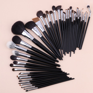 Brochas de maquillaje de pelo animal con mango de madera Cangzhou <span class=keywords><strong>para</strong></span> rostro, polvos sueltos, contorno y delineador de <span class=keywords><strong>ojos</strong></span> - Herramientas de belleza - Product Image 1