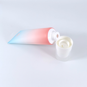 Изготовленные на заказ трубки с большим аппликатором с одним шариком для антиперспирантного дезодоранта лосьона сжимаемая трубка - Product Image 6