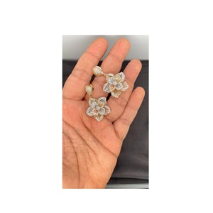 Boucle d'oreille unique fabriquée en 14 Kt avec Trio de couleurs avec diamant naturel clouté VS SI Qualité de 3.25 TCW pour l'exportation de bijoux de mode - Product Image 1