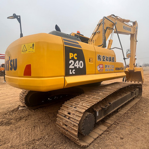 Excavatrice sur chenilles hydraulique Komatsu PC240LC d'occasion, 21 tonnes, bon état, moteur à faible consommation, pompe à engrenages, roulement, modèle 2023 - Product Image 3