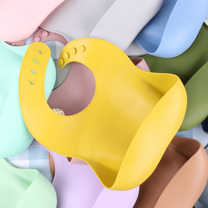 Bavoir en silicone pour bébé imperméable sans Bpa avec logo personnalisé du fabricant - Product Image 3
