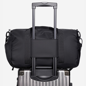 Borsa da Viaggio Sportiva in Nylon Impermeabile Personalizzata, con Separazione Asciutto/Bagnato, per Palestra, Yoga e Weekend - Product Image 2