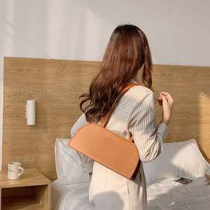 Nuevo Bolso de Hombro de Moda para Mujer con Logotipo Personalizado, Color Sólido, Bolso de Mano Popular para Mujer - Product Image 2