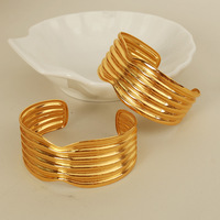 Bracelet ouvert tendance en fer électroplaqué or et argent, texture martelée ondulée, jonc minimaliste pour femme, cadeau bijoux