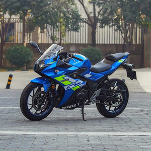 Motocicleta Suzuki GSX250R de Dos Cilindros y 250cc, Refrigerada por Agua, con ABS, Normativa Nacional IV, Inyección Electrónica de Combustible, Disponible para Registro, Usada, Popular en Internet - Product Image 5
