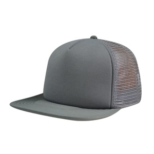 Gorra Trucker de 5 Paneles Lisa con Malla y Esponja, Personalizable con Cierre a Presión - Product Image 1