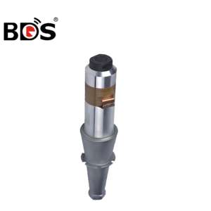 15KHz 2600W Ultraschall-Schweiß wandler für N95-Gesichtsmaskenmaschine - Product Image 1