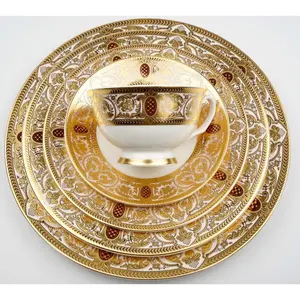 Assiette-platos de cena de lujo de Dubái, vajilla de cerámica dorada, juego de vajilla de porcelana