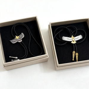 Corbata de Vaquero con Diseño Personalizado en Relieve 3D, Estilo Occidental Vintage, Grabada en Metal, con Cordón de Cuero Trenzado, 21 Años de Experiencia en Fábrica, MOQ Bajo - Product Image 6