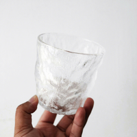 Verre à motif glacier de style nouveau avec texture irrégulière, verre à boire transparent pour l'eau, le whisky, le jus, les boissons