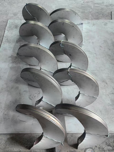 Vis sans fin à arbre creux pour transfert de chaleur - Lame de vis sans fin pour convoyeur de refroidissement et de chauffage - Product Image 2