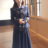 Ensemble deux pièces élégant pour femmes, nouvelle collection automne : Blazer à manches longues cintré à la taille haut de gamme et jupe midi ajustée