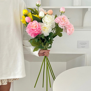 ช่อดอกโบตั๋นประดิษฐ์ สีขาวชมพู ดอกไม้ผ้าไหม ดอกตูมใหญ่ ตกแต่งบ้าน อุปกรณ์ประกอบงานแต่งงาน - Product Image 3