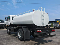 Camion-citerne Dongfeng 4x4 |   Liste de prix des réservoirs d'eau tout-terrain de 8 m³ |   Fabricant de réservoirs E-coat