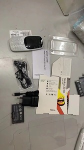 Téléphone à clavier pour <span class=keywords><strong>3310</strong></span>, téléphone portable à fonctions de base, double SIM, SMS, appareil photo, écran LCD, caméra arrière 2MP, batterie longue durée - Product Image 6