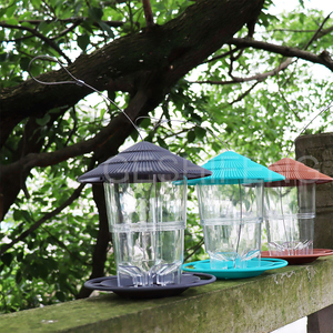 Alimentador de plástico transparente con forma de ardilla para exteriores, <span class=keywords><strong>bebedero</strong></span> de comida, para colibrí - Product Image 4