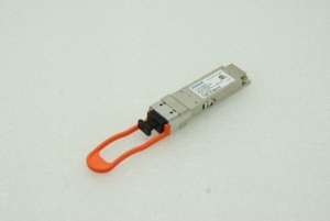 Transceptor Óptico Coherent Finisar FTL410QD4C 40Gbps QSFP+ CSR4 4x10G 850nm 300m OM3 400m OM4 MMF 12 Núcleos MTP/MPO - Product Image 2
