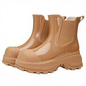 Zapatos de Lluvia de PVC con Suela Gruesa, Diseño Duradero, Impermeables, para Otoño e Invierno, Fabricación Profesional en China - Product Image 3