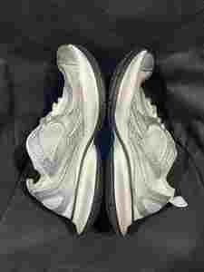 รองเท้ากีฬาลำลองคุณภาพสูงขายดีที่สุดปี 2026 - รองเท้าเดินสไตล์แฟชั่นสำหรับผู้ชายและผู้หญิง ดีไซน์เนอร์แบรนด์ดัง พื้นหนานุ่มสบาย ทำจากหนัง - Product Image 3