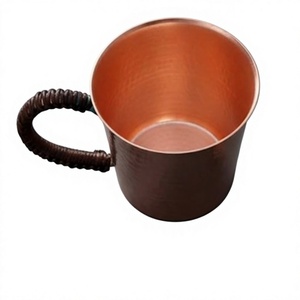 Mug à thé en cuivre martelé avec poignée en corde, style vintage, tasse en métal résistante à la chaleur pour adultes, cadeau de fête - Product Image 1
