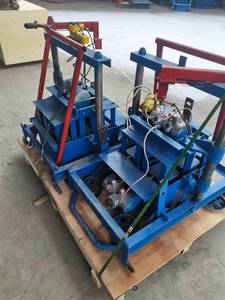 Machine manuelle à bas prix pour la fabrication de blocs et briques en béton (2-45 pièces), populaire au Malawi - Product Image 5