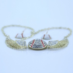 สร้อยคอปีกแบบคลาสสิกประดับเพชร สร้อยคอสั้นสำหรับผู้หญิง - Product Image 4