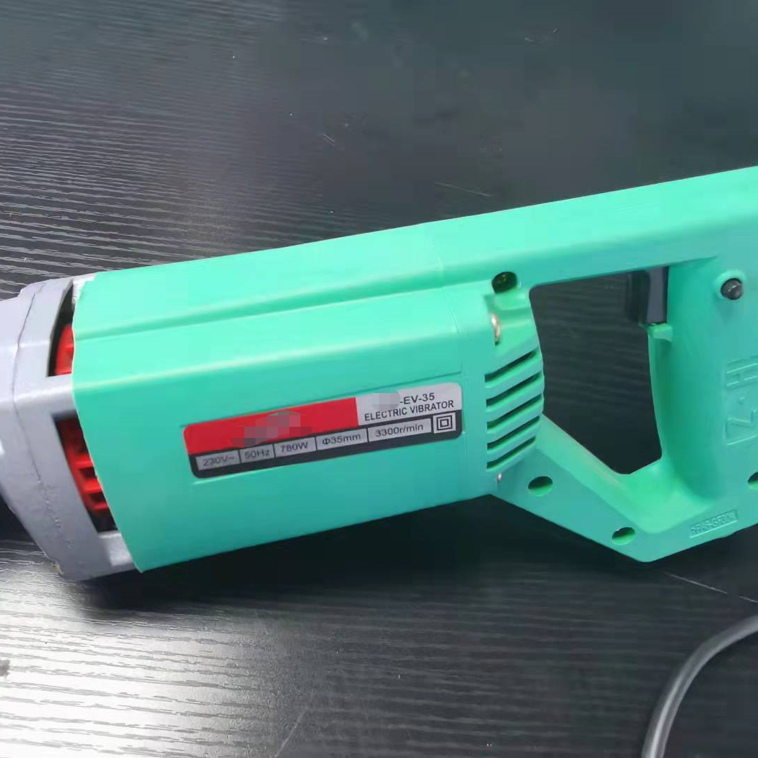 Вибратор для уплотнения бетона пластинчатого/Электрический вибратор 820W 0-4300R/мин