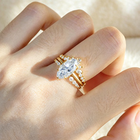 Bague de fiançailles fine en argent sterling 925 plaqué or 14 carats avec moissanite solitaire taille marquise à sept griffes