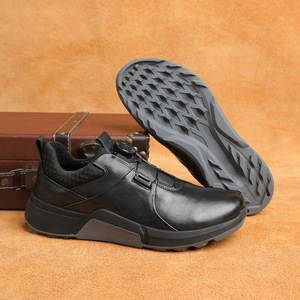 Chaussures habillées en cuir noir à bout rond avec boucle, Oxford rembourrées pour homme, idéales pour le bureau et les occasions formelles en hiver - Product Image 4