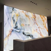 Faux albâtre rétro-éclairé Onyx pierre artificielle dalle grande dalle conception pour la maison hôtel Villa chambre décoration murale utilisation intérieure