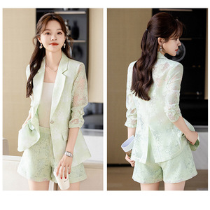 Women's Green Lace Suit Set Summer Lightweight Breathable Shorts Two Piece Casual Jacket With Floral Pattern - Product Image 4