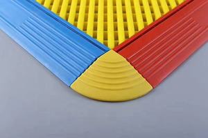 Dalles de <span class=keywords><strong>sol</strong></span> de <span class=keywords><strong>garage</strong></span> modernes en plastique PP à emboîtement, antidérapantes, robustes, pour entrepôt, avec design graphique pour usage intérieur - Product Image 4