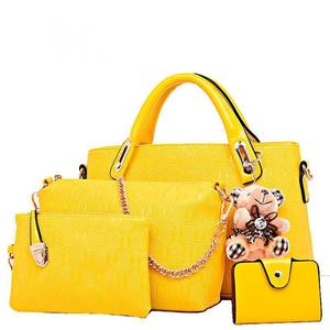 Lot de 4 sacs à main pour femmes en gros – Ensemble de sacs à bandoulière et sacs messager motif ours (quatre pièces) - Product Image 2