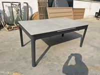 Table extensible moderne et durable résistante aux UV, en aluminium, pour l'extérieur, avec plateau en pierre frittée, pour balcon