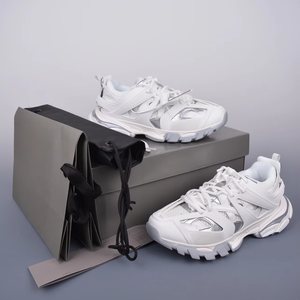 Chaussures de sport LED à lacets avec lumière LED pour hommes et femmes, chaussures de course pour toutes les saisons - Product Image 3