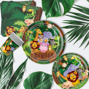 Vente flash : Lot de 10 nappes rondes modernes à thème animaux de la <span class=keywords><strong>jungle</strong></span> avec gobelets et serviettes – Fournitures de fête - Product Image 3