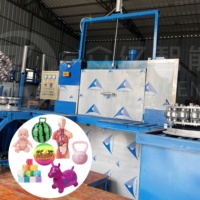 Machine de fabrication de marionnettes à main en PVC en forme de dinosaure, équipement de production de marionnettes en vinyle souple par moulage rotatif, fabricant